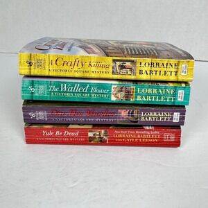 Victoria Square Mystery Lot 4 Lorraine Bartlett A Crafty Killing 2011 Berkley